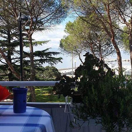 Oleander 4* مالينسكا