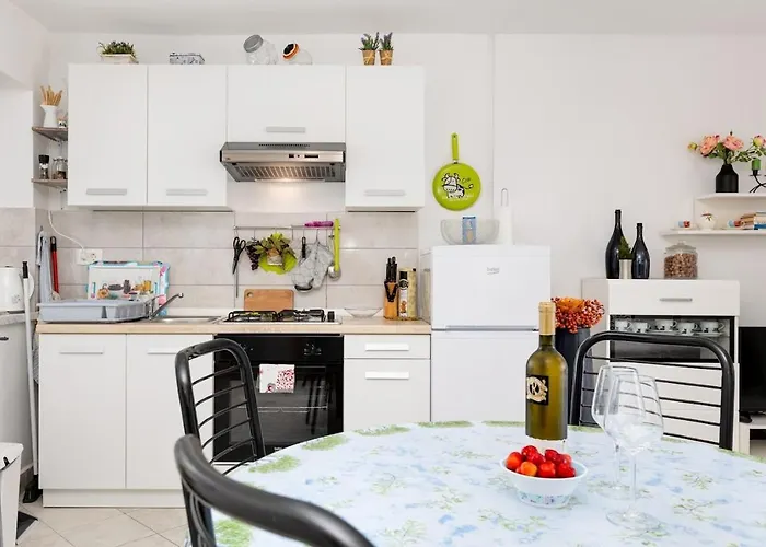 ゲストハウス Oleander マリンスカ