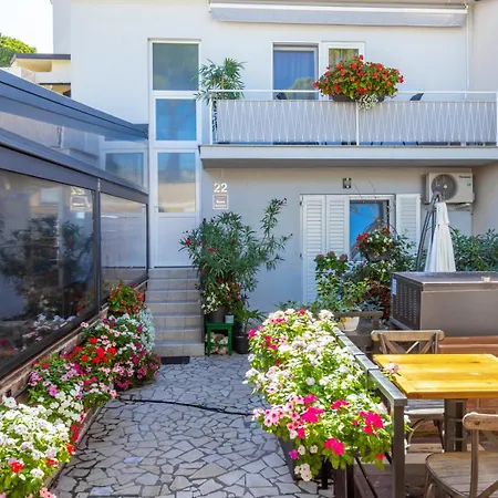 Oleander 4* Malinska