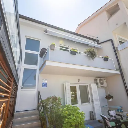 Oleander Guest house Malinska