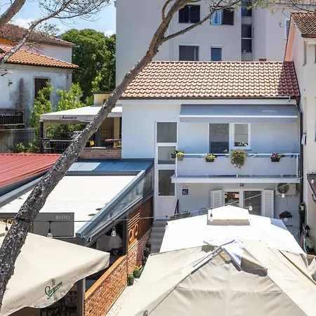 Oleander Guest house 4*